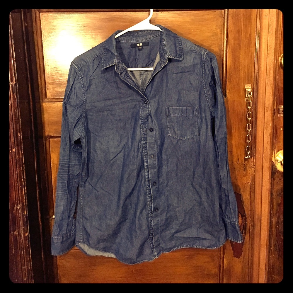 UNIQLO dark blue button down shirt great condition
